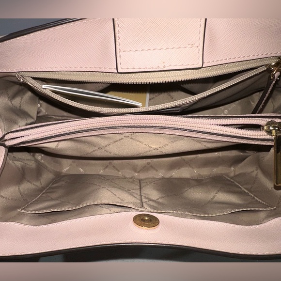 Michael Kors Sofia large East-West satchel, blush/blossom pink saffiano leather - Picture 7 of 14